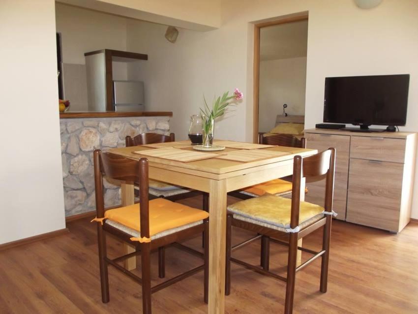 Apartmani Juliska พิโรวัซ ภายนอก รูปภาพ