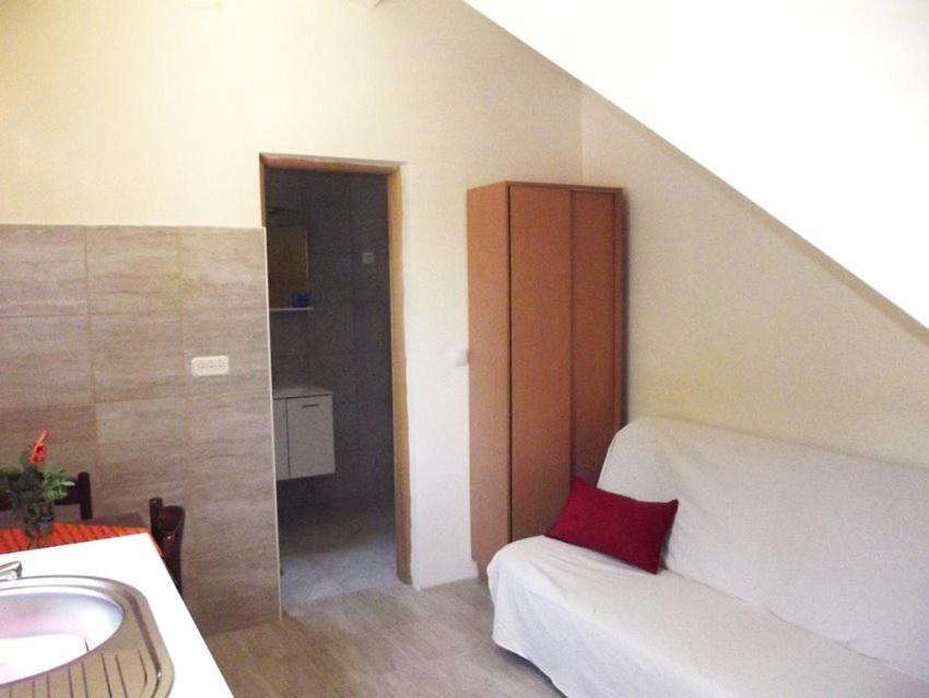 Apartmani Juliska พิโรวัซ ภายนอก รูปภาพ