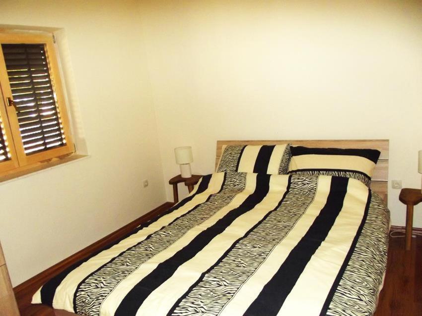 Apartmani Juliska พิโรวัซ ภายนอก รูปภาพ